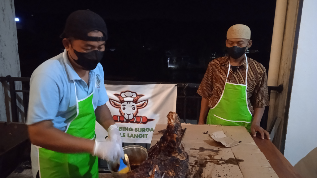 Kambing Guling yang Lezat